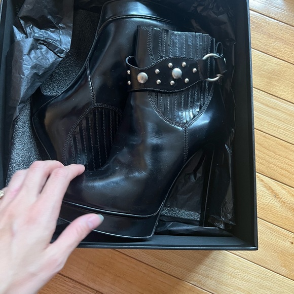 Saint Laurent Stiletto Boots with Strap - Picture 6 of 6